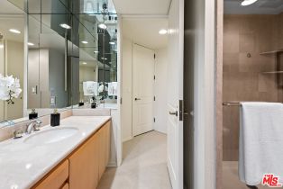 Condominium, 10490 Wilshire blvd, Wilshire Corridor, CA 90024 - 23