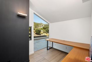 Single Family Residence, 3615 Malibu Country dr, Malibu, CA 90265 - 17