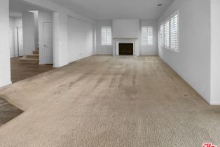 Single Family Residence, 369 White Bark ln, Simi Valley, CA 93065 - 14