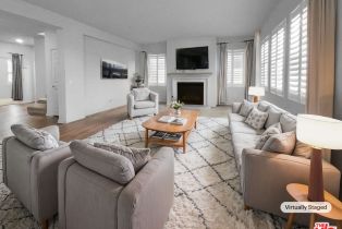 Single Family Residence, 369 White Bark ln, Simi Valley, CA 93065 - 2