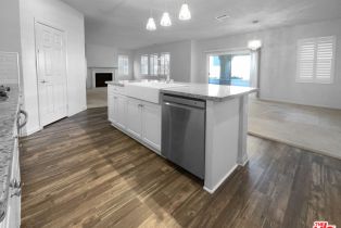 Single Family Residence, 369 White Bark ln, Simi Valley, CA 93065 - 12