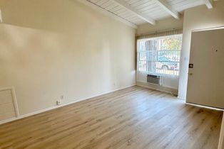 , 5558 Colbath ave, Sherman Oaks, CA 91401 - 4