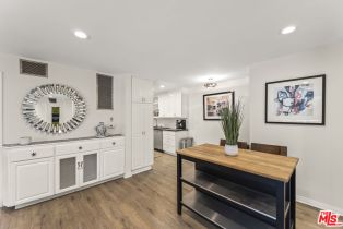 , 723 Palisades Beach rd, Santa Monica, CA 90402 - 8