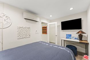 , 723 Palisades Beach rd, Santa Monica, CA 90402 - 17