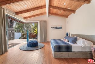 Single Family Residence, 345 Channel rd, Santa Monica, CA 90402 - 21