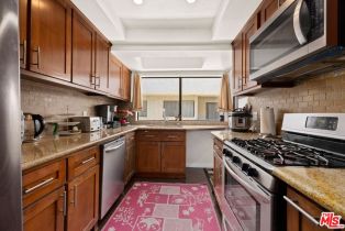 Condominium, 17832 Margate st, Encino, CA 91316 - 4