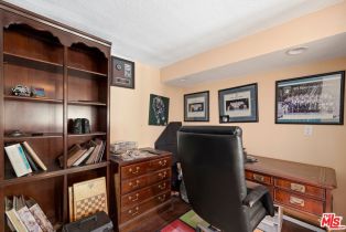 Condominium, 17832 Margate st, Encino, CA 91316 - 6