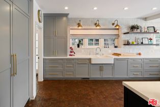 Single Family Residence, 850 Birchwood dr, Westwood, CA 90024 - 33