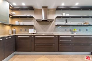 Condominium, 300 Swall dr, Beverly Hills, CA 90211 - 12