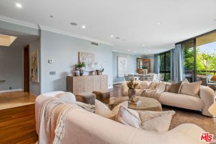 Condominium, 300 Swall dr, Beverly Hills, CA 90211 - 3