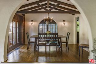 Single Family Residence, 9850 Yoakum dr, Beverly Hills, CA 90210 - 12