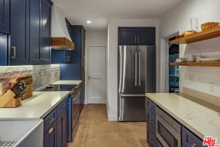 Single Family Residence, 9850 Yoakum dr, Beverly Hills, CA 90210 - 24