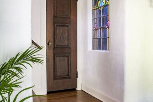 Single Family Residence, 9850 Yoakum dr, Beverly Hills, CA 90210 - 9