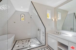 Single Family Residence, 12333 Hillslope st, Studio City, CA 91604 - 32