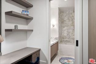 Condominium, 8420 Sunset blvd, West Hollywood , CA 90069 - 27