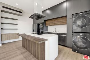 Single Family Residence, 4051 Weslin ave, Sherman Oaks, CA 91423 - 37