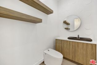 Single Family Residence, 4051 Weslin ave, Sherman Oaks, CA 91423 - 39