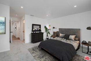 Single Family Residence, 657 Brooks ave, Venice, CA 90291 - 7