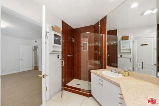 Condominium, 10555 Ashton ave, Westwood, CA 90024 - 24