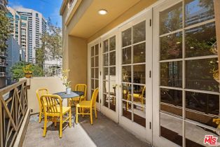Condominium, 10555 Ashton ave, Westwood, CA 90024 - 12
