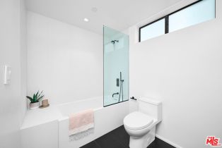 Single Family Residence, 1900 Penmar ave, Venice, CA 90291 - 32