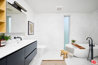 Single Family Residence, 1900 Penmar ave, Venice, CA 90291 - 24