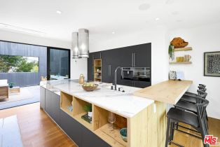 Single Family Residence, 1900 Penmar ave, Venice, CA 90291 - 6