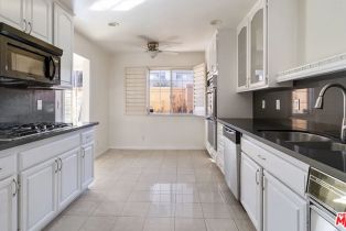 , 5200 White Oak ave, Encino, CA 91316 - 4