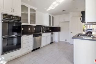 , 5200 White Oak ave, Encino, CA 91316 - 5