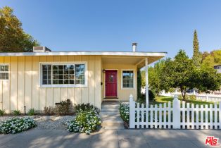 , 5131 Don Pio dr, Woodland Hills, CA 91364 - 3