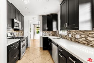 , 5131 Don Pio dr, Woodland Hills, CA 91364 - 16