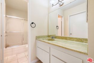 Condominium, 5460 White Oak ave, Encino, CA 91316 - 14