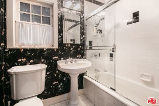 Single Family Residence, 13384 Contour dr, Sherman Oaks, CA 91423 - 13