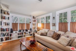 Single Family Residence, 13384 Contour dr, Sherman Oaks, CA 91423 - 5