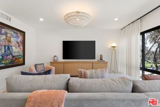 Condominium, 801 Ocean ave, Santa Monica, CA 90403 - 4