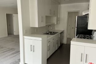 Apartment, 10655 Wilshire blvd, Wilshire Corridor, CA 90024 - 5