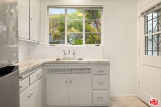 , 9222 Beverly blvd, Beverly Hills, CA 90210 - 8