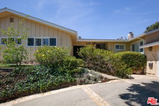 Single Family Residence, 14929 La Cumbre dr, Pacific Palisades, CA 90272 - 2