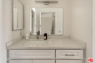 Condominium, 5460 White Oak ave, Encino, CA 91316 - 10