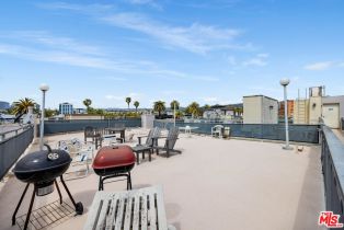 Condominium, 117 Gale dr, Beverly Hills, CA 90211 - 27