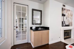 Condominium, 117 Gale dr, Beverly Hills, CA 90211 - 7