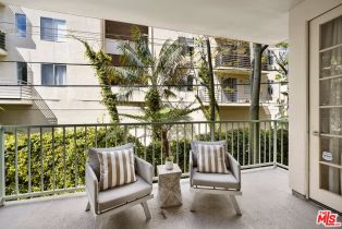 Condominium, 117 Gale dr, Beverly Hills, CA 90211 - 16