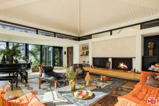 Single Family Residence, 900 Napoli dr, Pacific Palisades, CA 90272 - 4