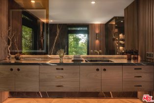 Single Family Residence, 900 Napoli dr, Pacific Palisades, CA 90272 - 15