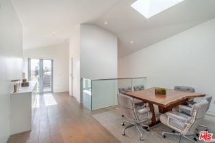 , 8600 Wilshire blvd, Beverly Hills, CA 90211 - 28