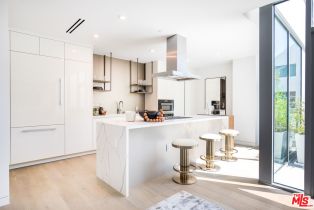 Residential Lease, 8600 Wilshire Blvd, Beverly Hills, CA  Beverly Hills, CA 90211