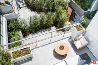 , 8600 Wilshire blvd, Beverly Hills, CA 90211 - 19