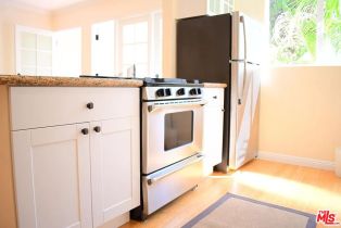 , 1027 20th st, Santa Monica, CA 90403 - 13