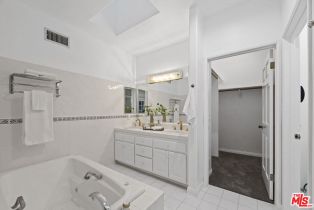 Single Family Residence, 3236 Longridge ter, Sherman Oaks, CA 91423 - 10