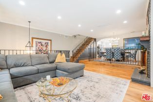 Condominium, 18100 Burbank blvd, Tarzana, CA 91356 - 5